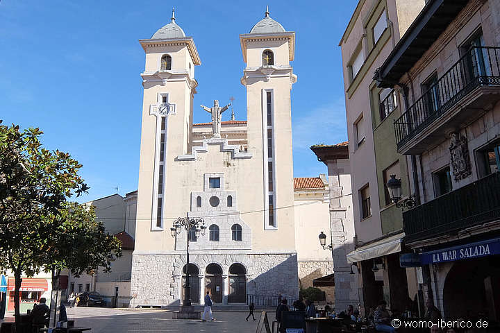 Ribadesella Kirche