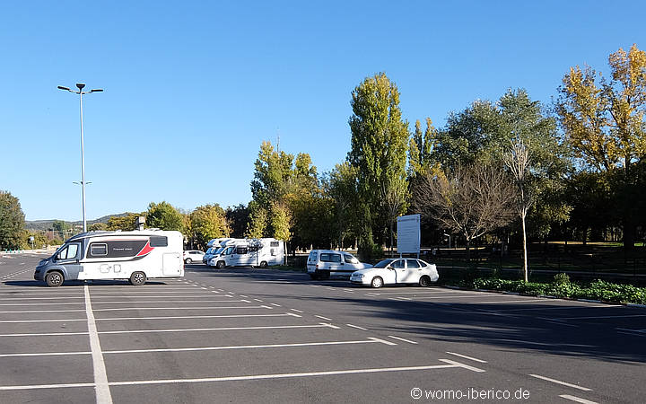 20171112 PlasenciaParkplatz