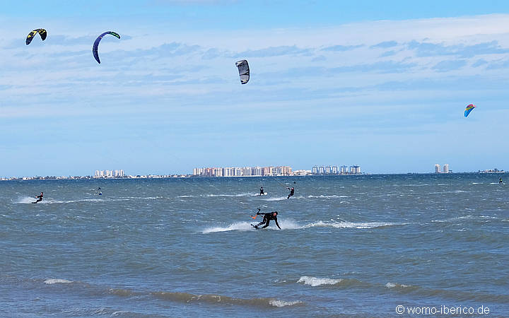 20180320 MarMenor Kiter1