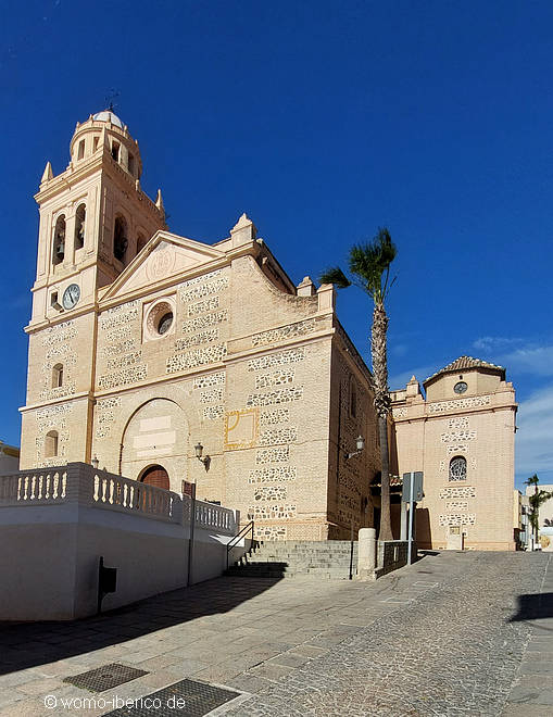 20230211 Almunecar Altstadt Kirche