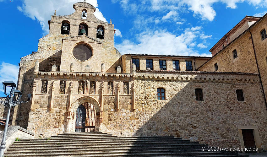 20230920 Ona Kloster Kirche