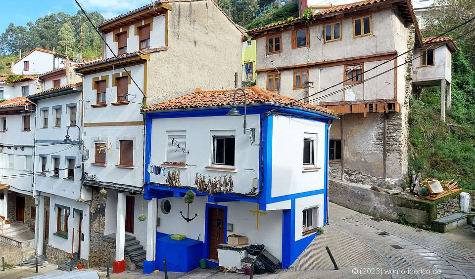 20231022 Cudillero blauesHaus