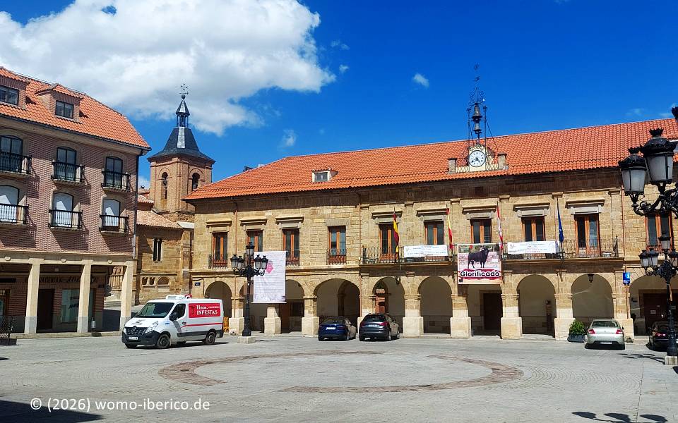 Benavente, Plaza Mayor 20260517 Benavente PlazaMayor