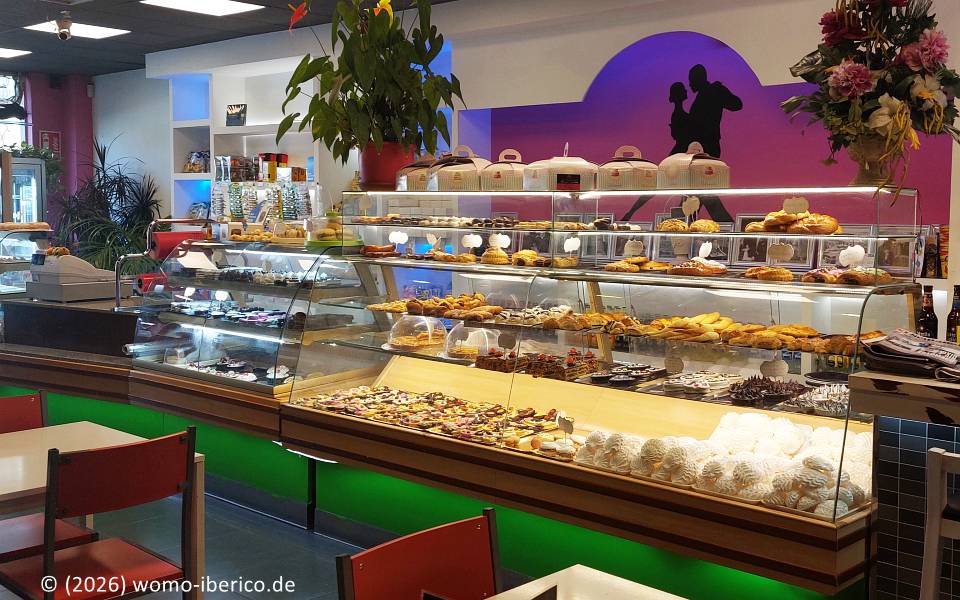 Bertamiráns, Pastelería "La Porteña" 20260608 Bertamirans Pasteleria